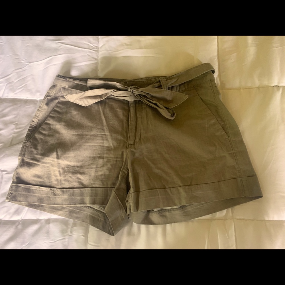 Banana Republic Women's Brown Chambray Shorts Tie Belt Cotton Stretch